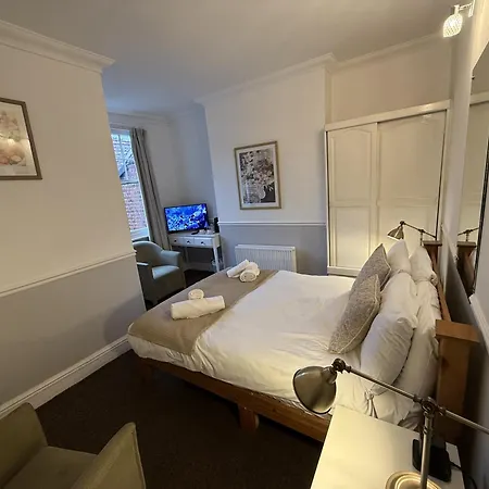 Central Hotel-2